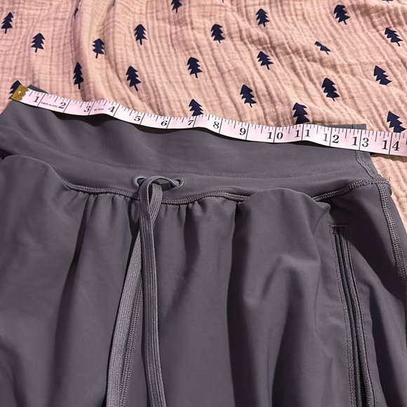 Old Navy High-Waisted PowerSoft Joggers - Picture 5 of 8